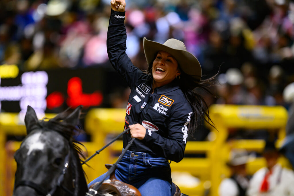 Hailey Kinsel victory lap nfr